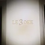 Le 3 Dee 3*