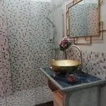Le 3 Dee فندق مبيت وإفطار 3*