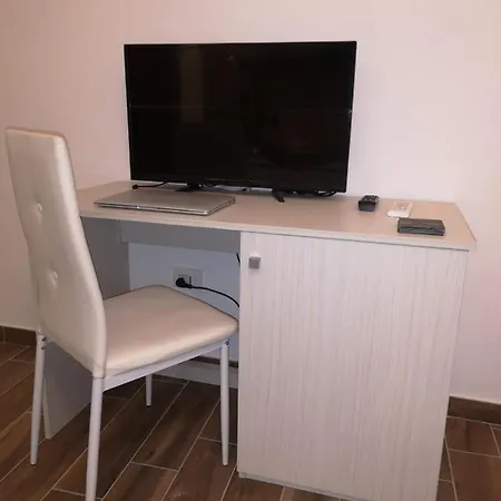 Le 3 Dee Couette-café