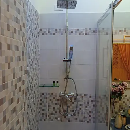 Le 3 Dee Couette-café 3*